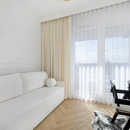 Apartment Prandoty Stylish With Balcony & Parking In Cracow Old Town By Renters Prestige *