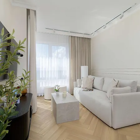 Apartment Prandoty Stylish With Balcony & Parking In Cracow Old Town By Renters Prestige Krakau