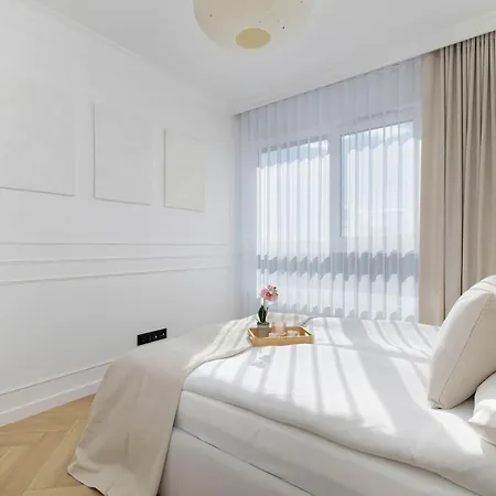 Prandoty Stylish With Balcony & Parking In Cracow Old Town By Renters Prestige Apartment *