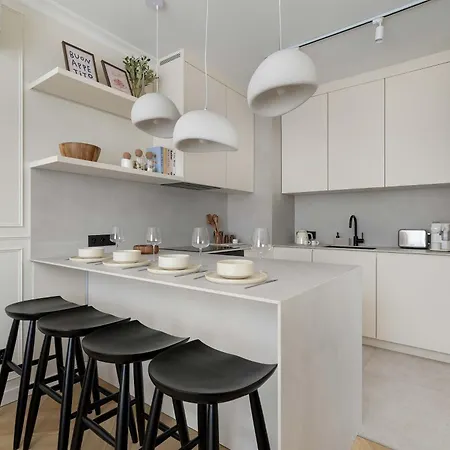 Prandoty Stylish With Balcony & Parking In Cracow Old Town By Renters Prestige Apartment